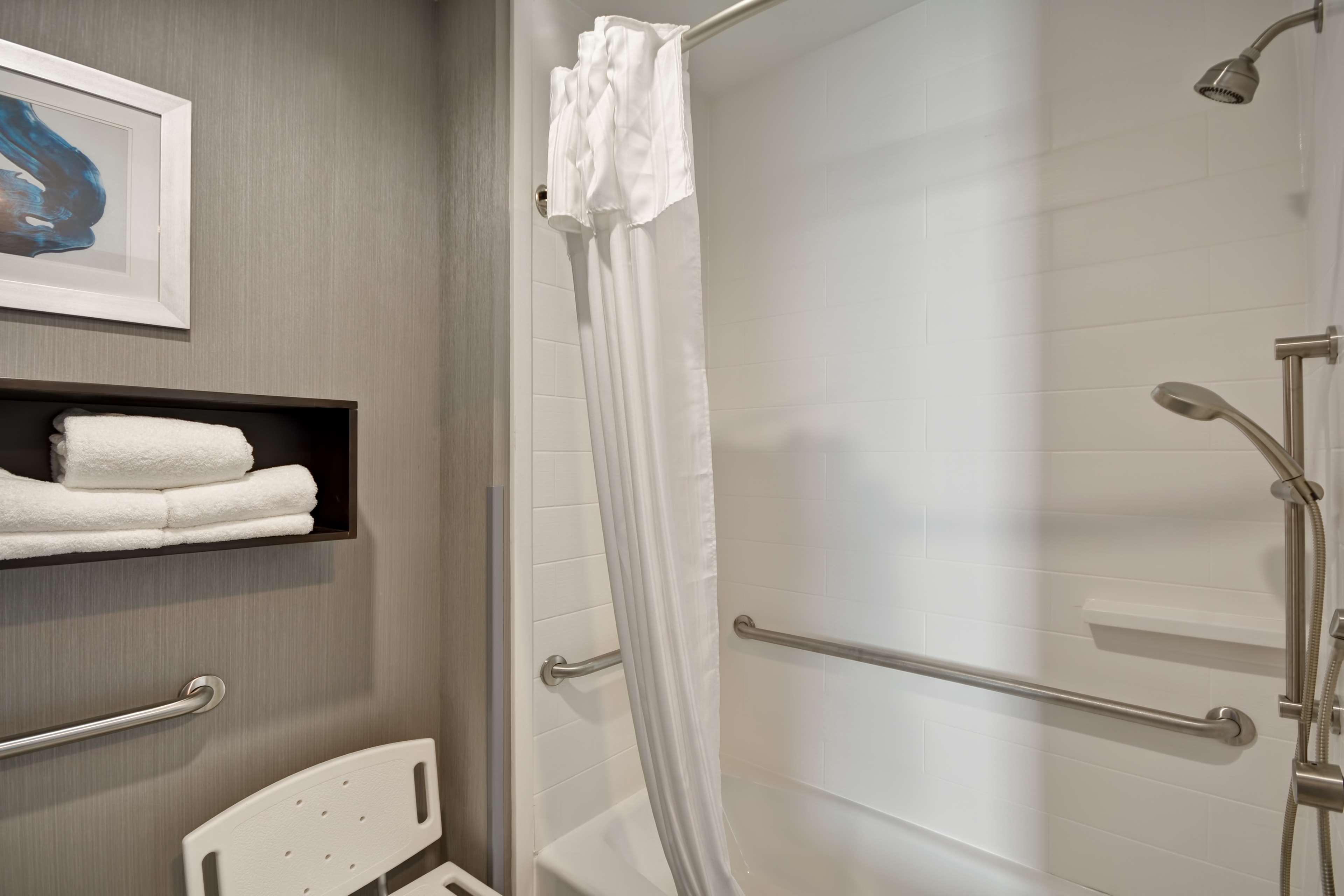 Homewood Suites By Hilton Конро Экстерьер фото