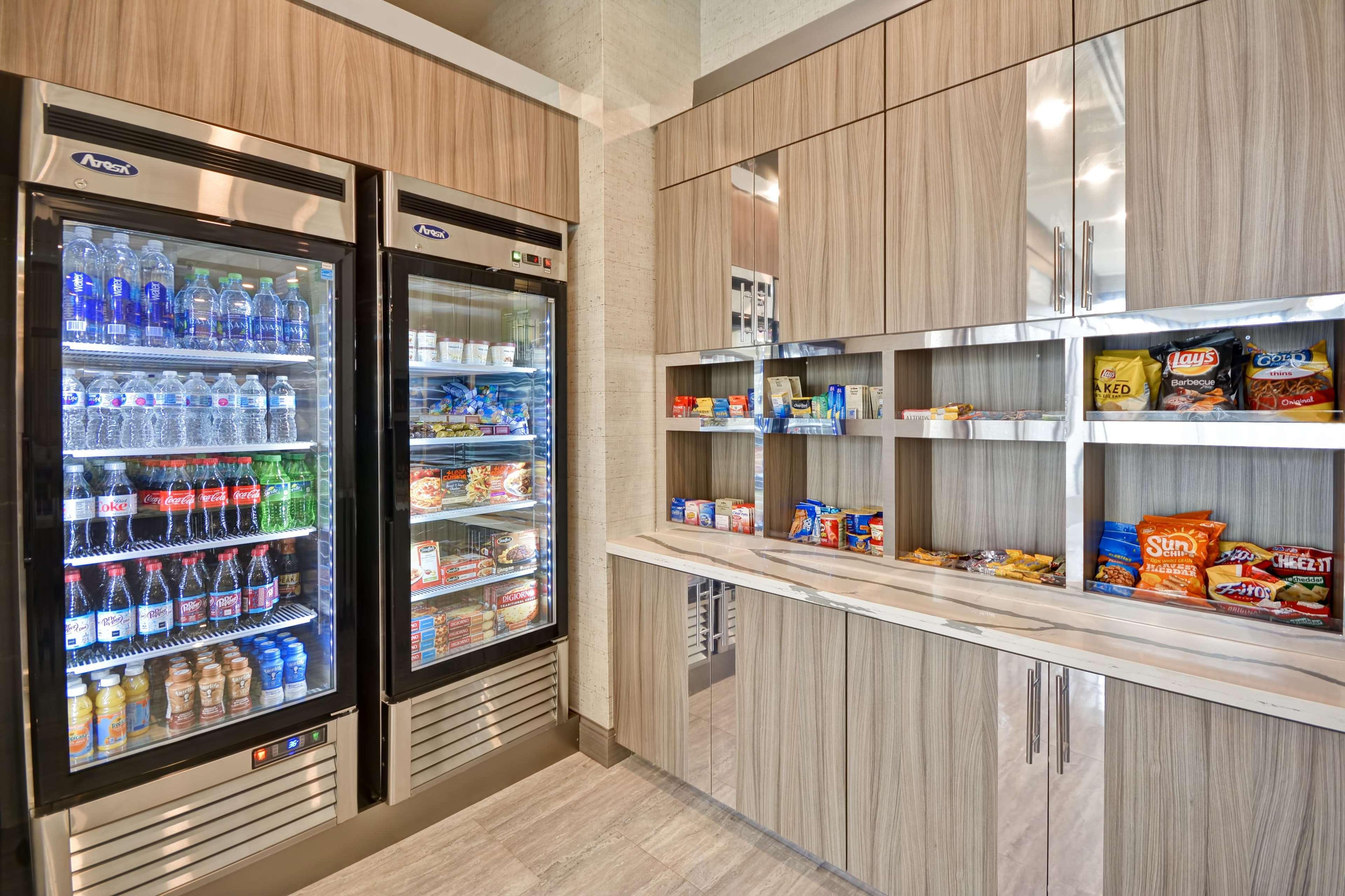 Homewood Suites By Hilton Конро Экстерьер фото