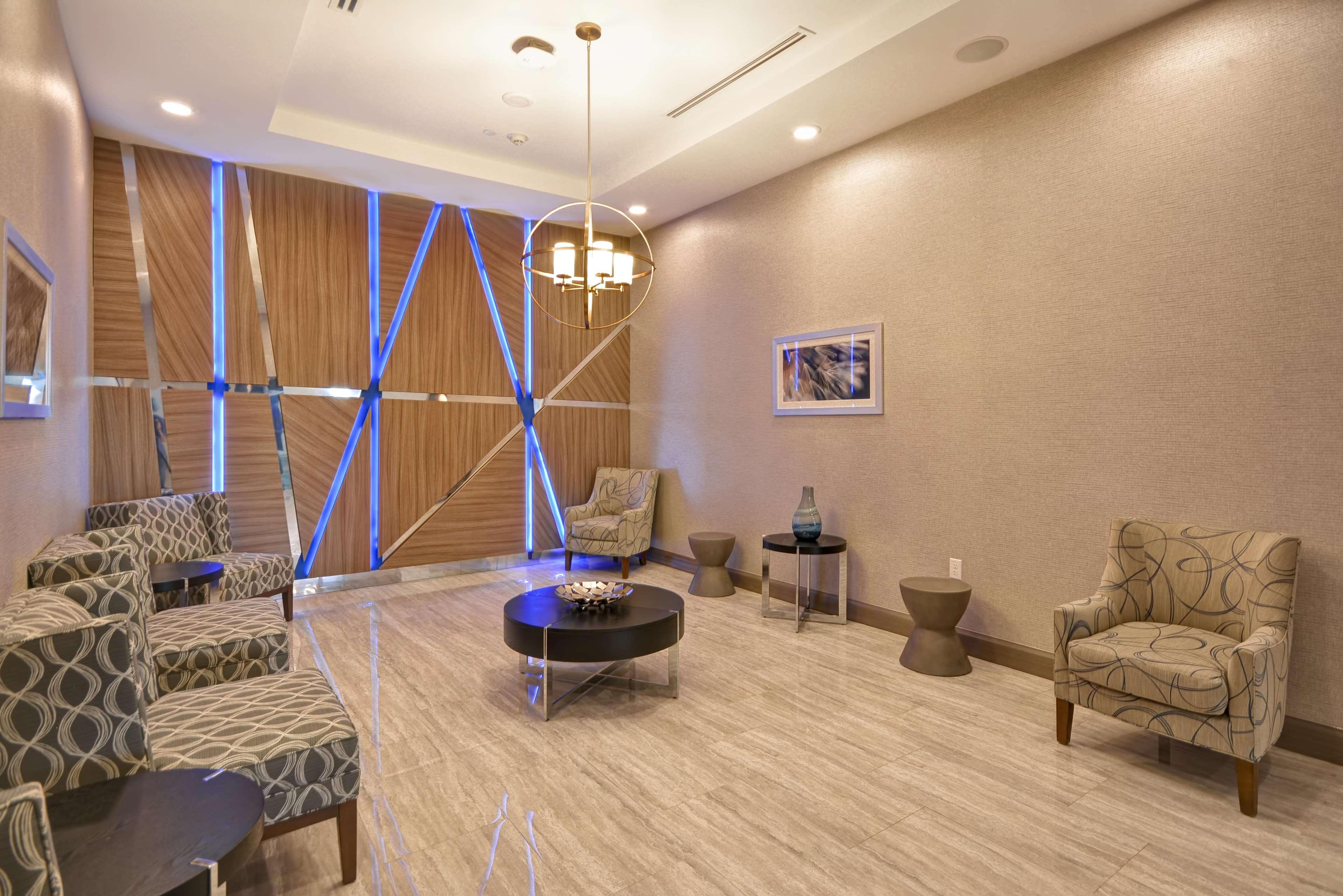 Homewood Suites By Hilton Конро Экстерьер фото