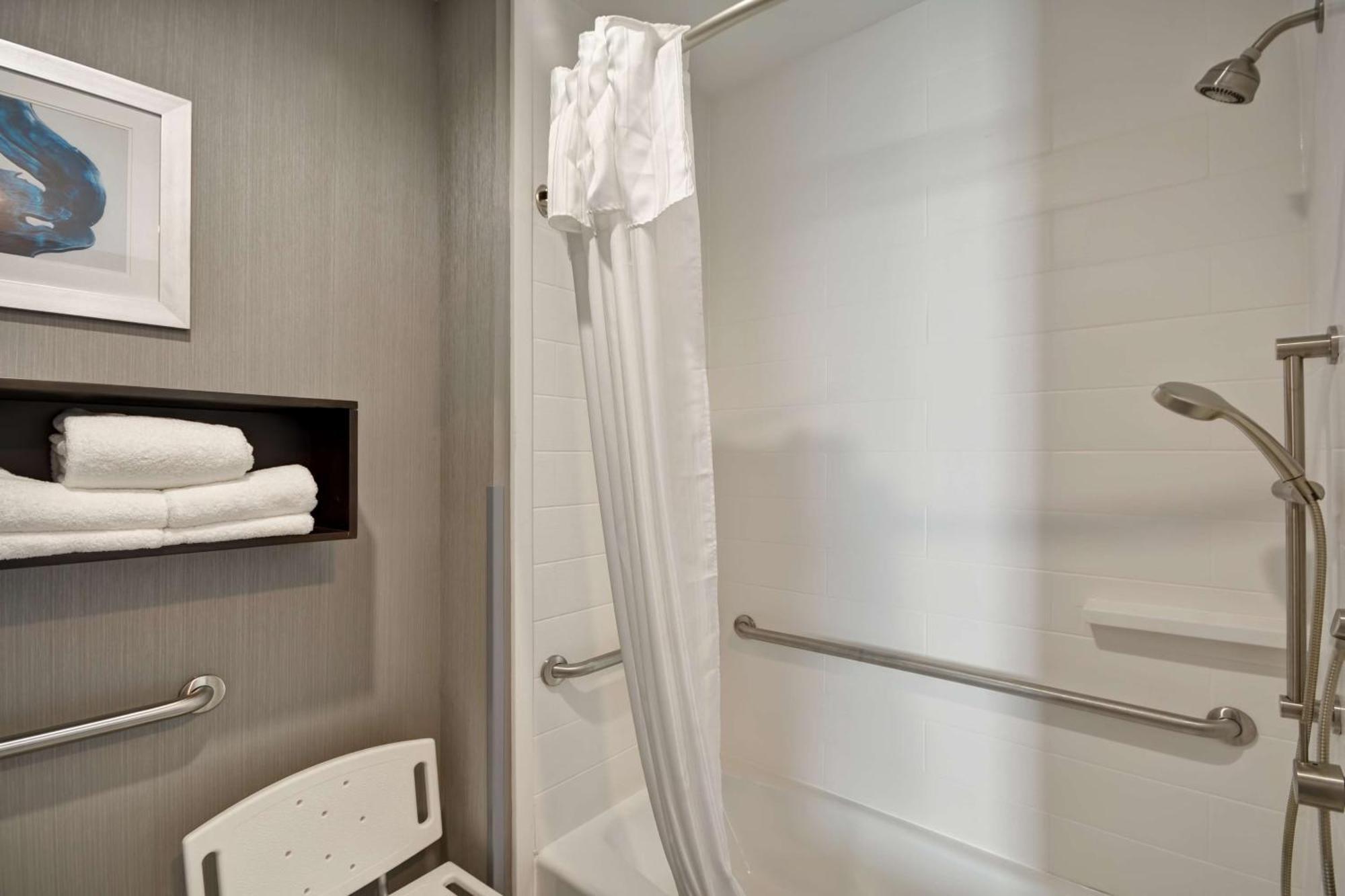 Homewood Suites By Hilton Конро Экстерьер фото